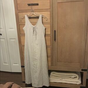 Loft Petite Lou and Grey Linen Peakhole Dress